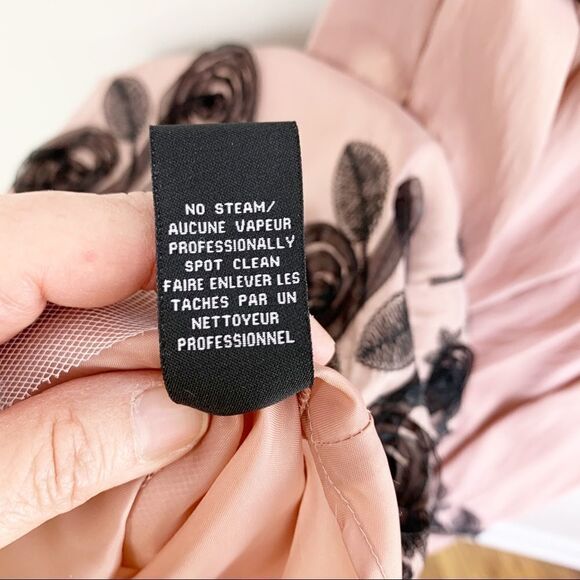 Laura Canada Cap-Sleeve Black V-Neck Top Mauve Full Skirt w/Appliqué Prom Dress - Picture 15 of 16